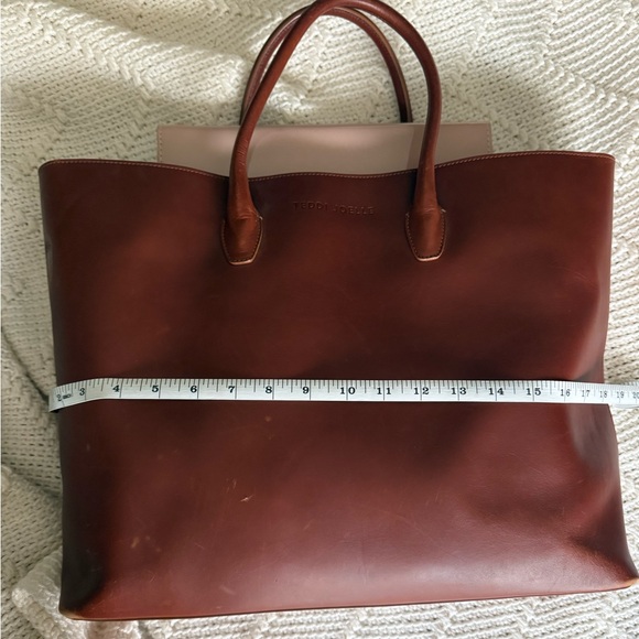 Large Teddi Joelle Structured Leather Work Tote - Picture 9 of 10